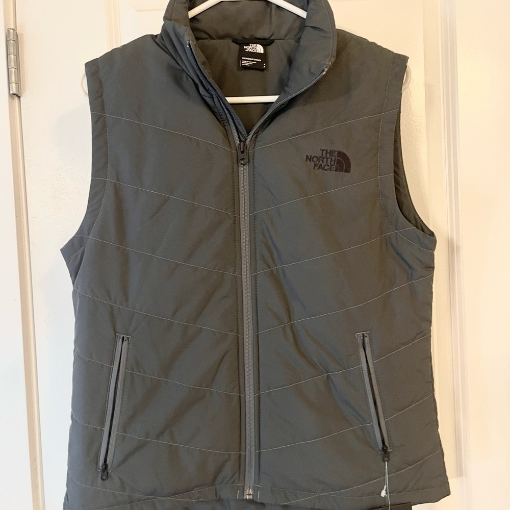 NEW! The North Face Gray Puffer Tamburello Women’s Vest NWT